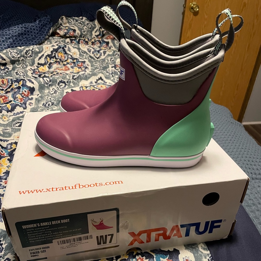 Xtratuf deck boots